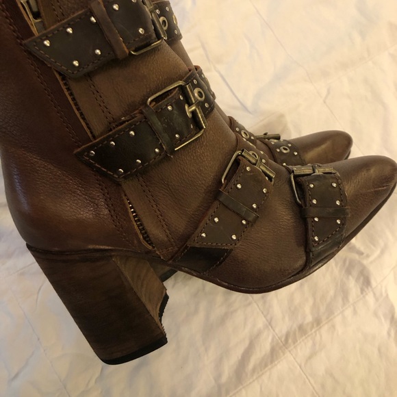 Free Bird leather buckles joust boots, brown, EUC - Picture 8 of 10